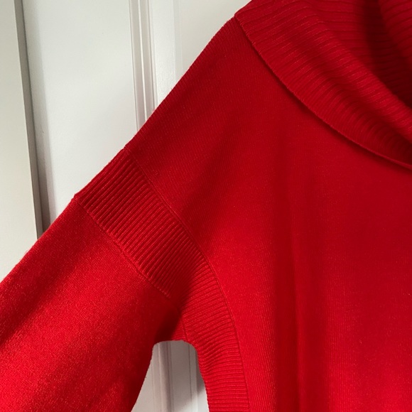 French Connection red sweater dress - Picture 3 of 5